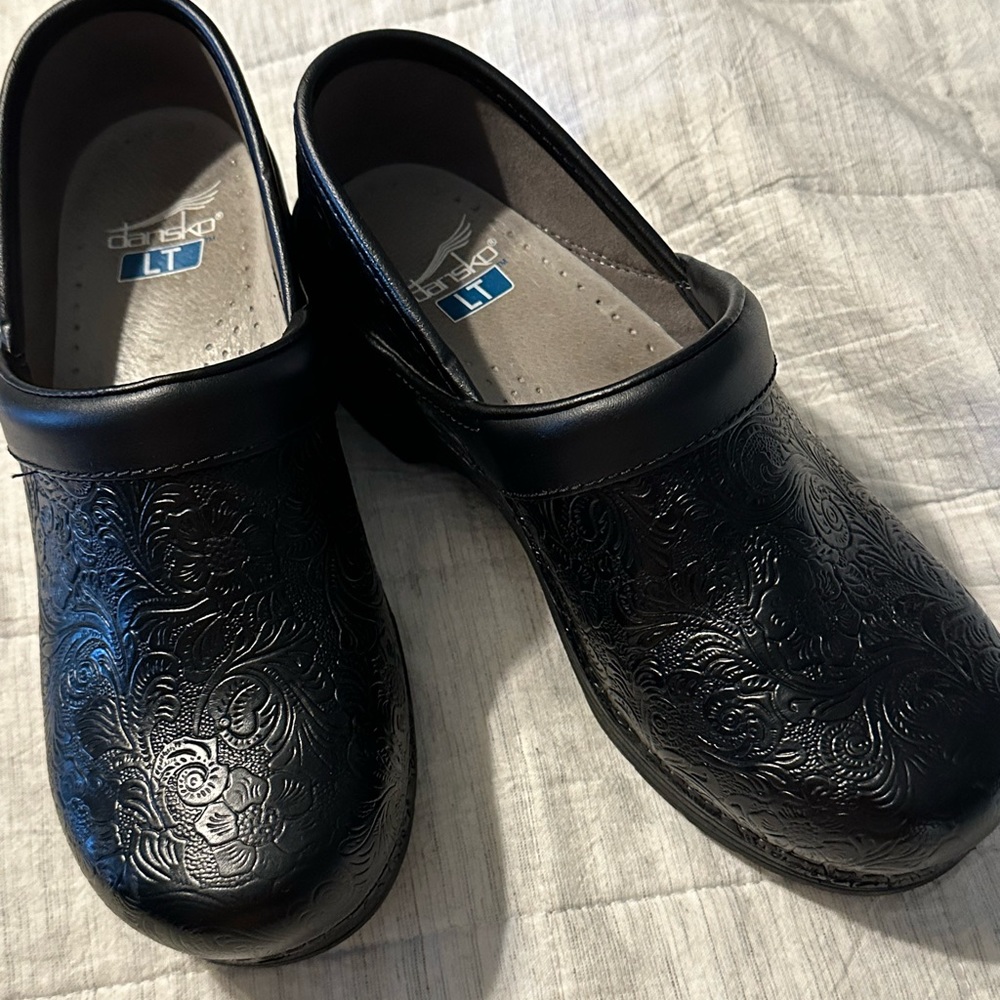 Dansko LT Pro Black Tooled Leather Clog